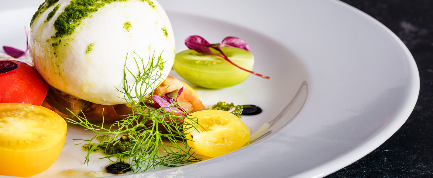 Fotografia de un plato de frutas